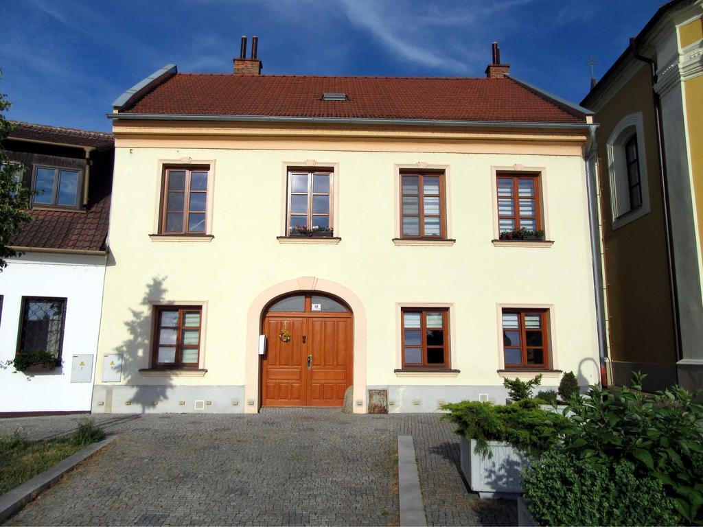 Apartman U Kostela Veseli nad Moravou Luaran gambar