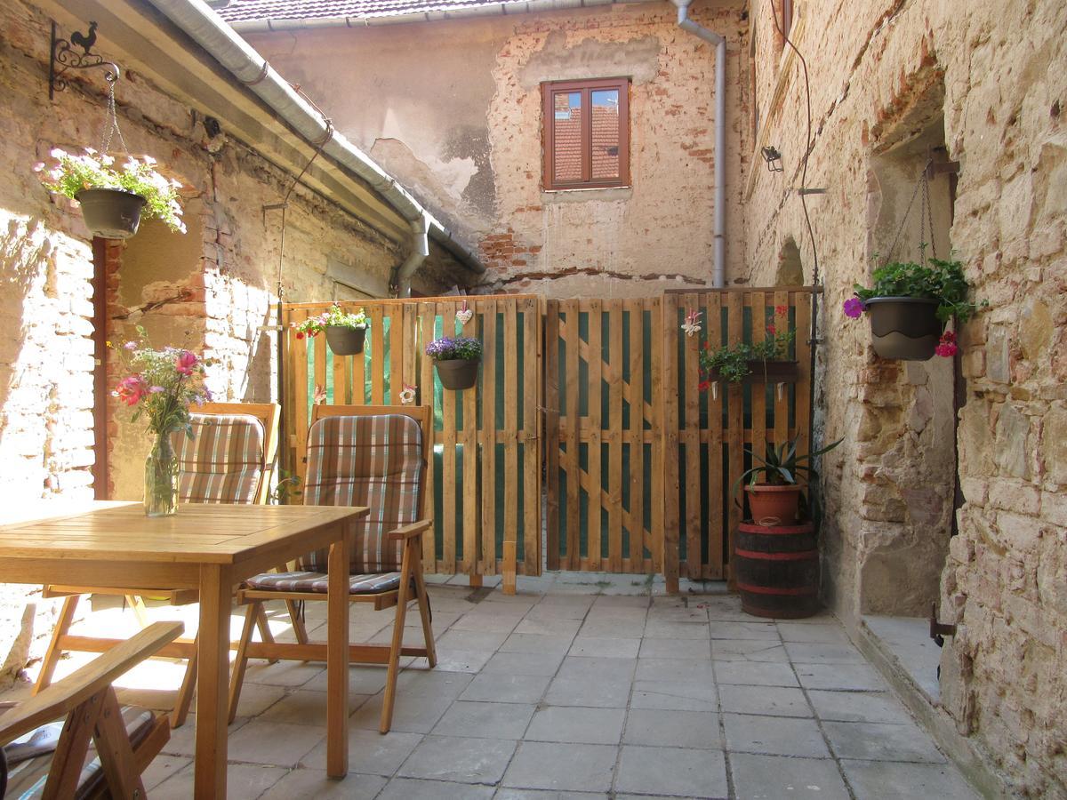 Apartman U Kostela Veseli nad Moravou Luaran gambar